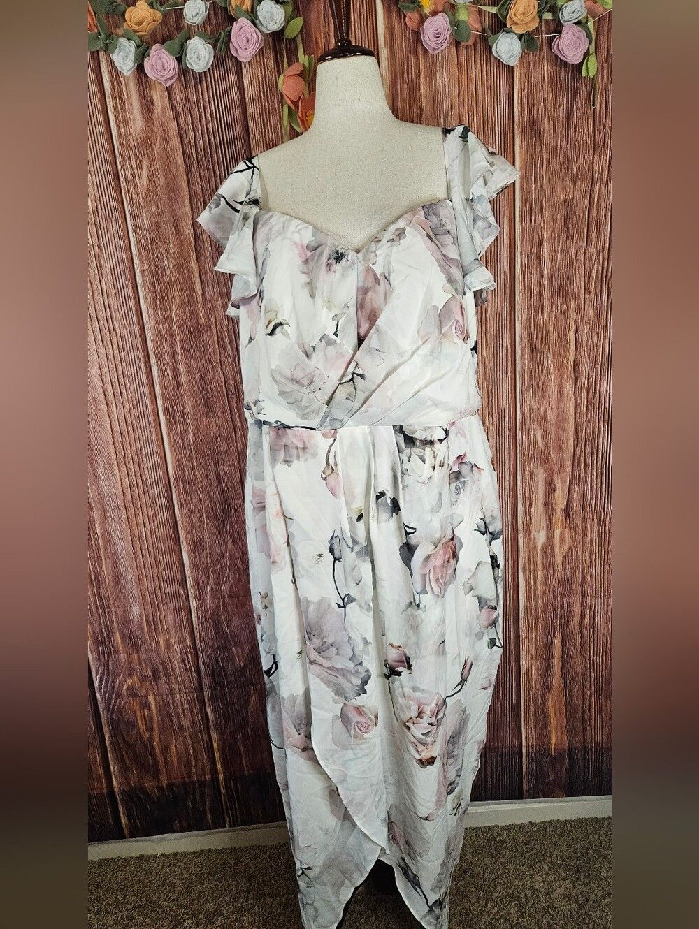 NWT City Chic Heartbreaker Convertable Strap Maxi Plus Size 22W